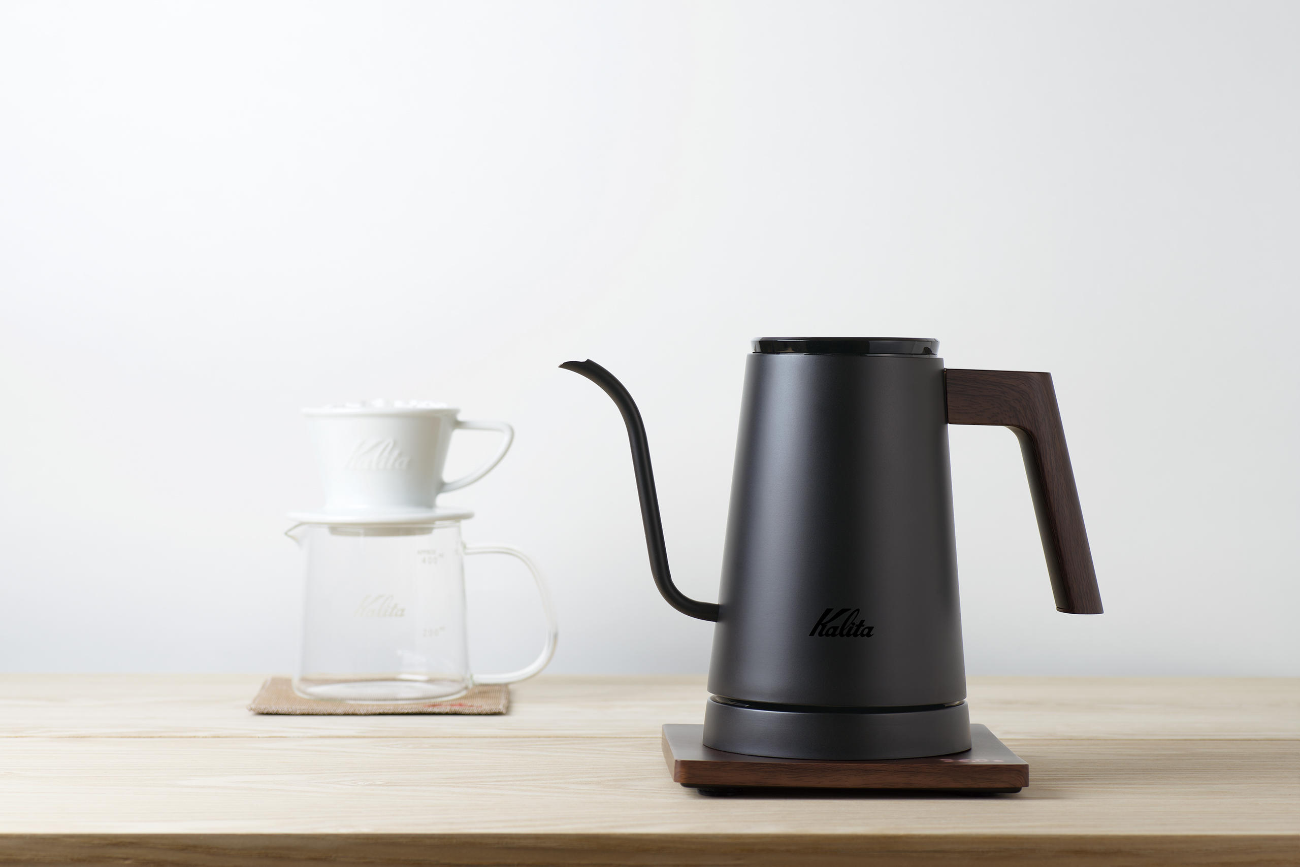 【お取り寄せ品】kalita カリタ 電気ケトル KEDP-600(シルバー)