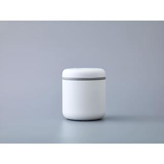 Fellow (フェロー) Atmos Vacuum Canister (アトモス真空キャニスター)0.7L White