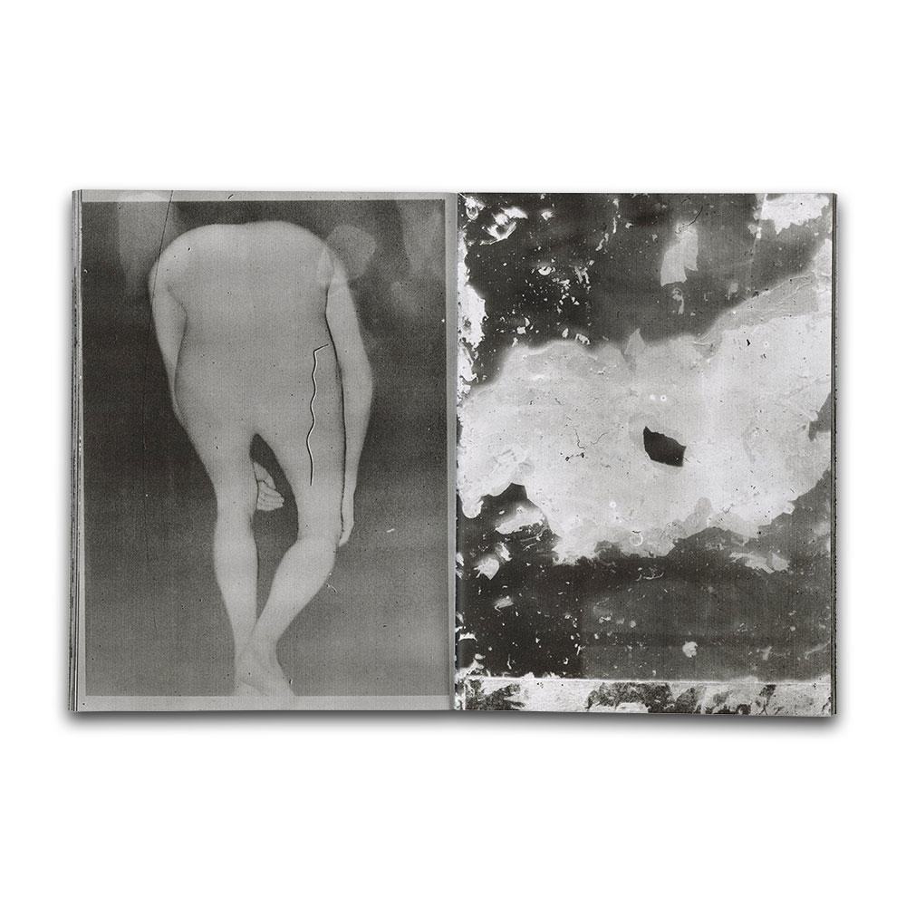 【サイン本】Untitled #2 by Daisuke Yokota（横田大輔）