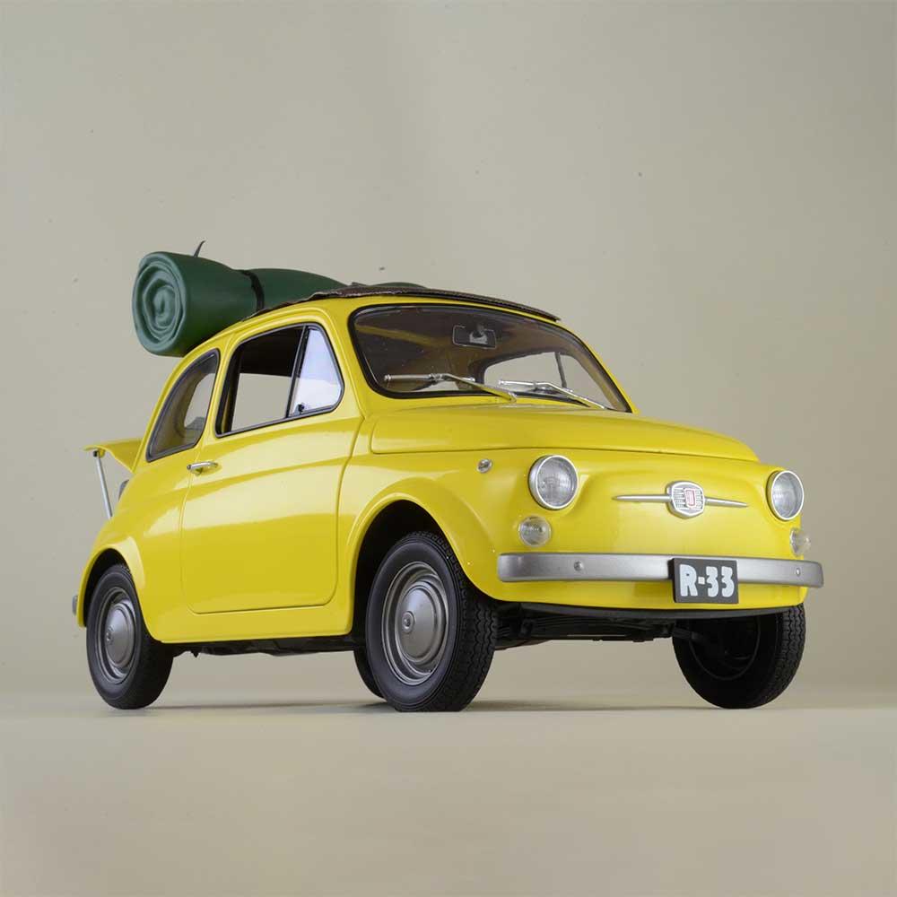 ルパン三世 カリオストロの城 FIAT 500 1/12 ダイキャスト製塗装済み完成品